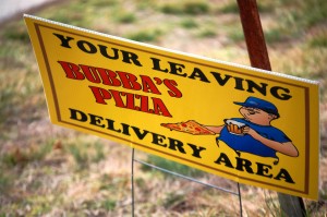Bubba's Pizza Sign