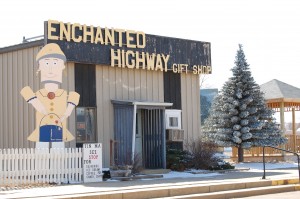 Enchanted Highway Gift Shop in Regent, ND - closed the day were there