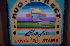 Artsy Mud Street Cafe sign