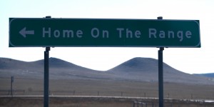 Home on the Range sign in North Dakota