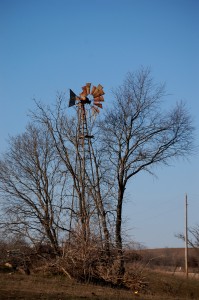 Old Windmill on road to Holliwell Covered bridge