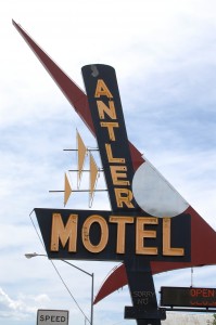 Antler Motel Neon Sign in Kemmerer. Love old neon signs.