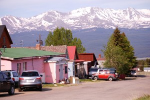 Colorful homes and scenic mountains in Leadville, CO