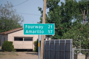 Sign to Four Way, Texas