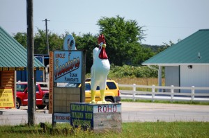 Uncle Rooster's Big Rooster on US 60 near Seymour, Missouri