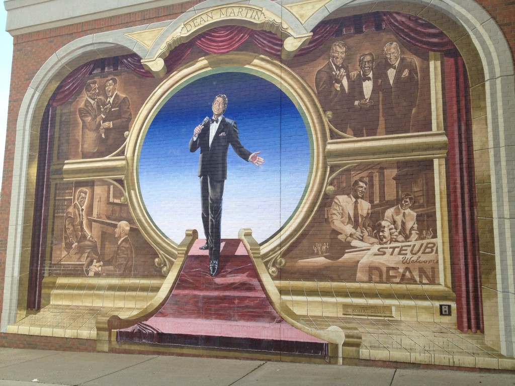 Dean Martin mural in Steubenville painted by Robert Dever
