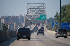 Murray Baker Bridge crossing over the Illinois River