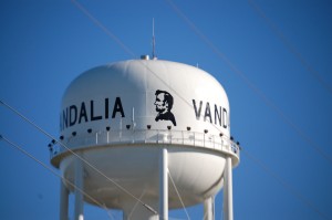 Vandalia Water Tower with Lincoln on it