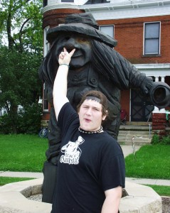 Solomon has picked one of his favorite giant wooden trolls in Mt. Horeb, WI.  There are over 30 in town. Sept 2007