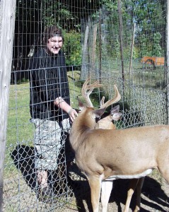Near Lake Kabetogama in Minnesota, Solomon found a deer to feed