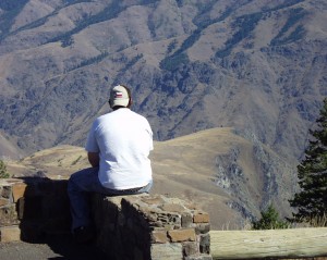 Solomon at the overlook of Hell's Canyon in Oregon - Sept. 2007