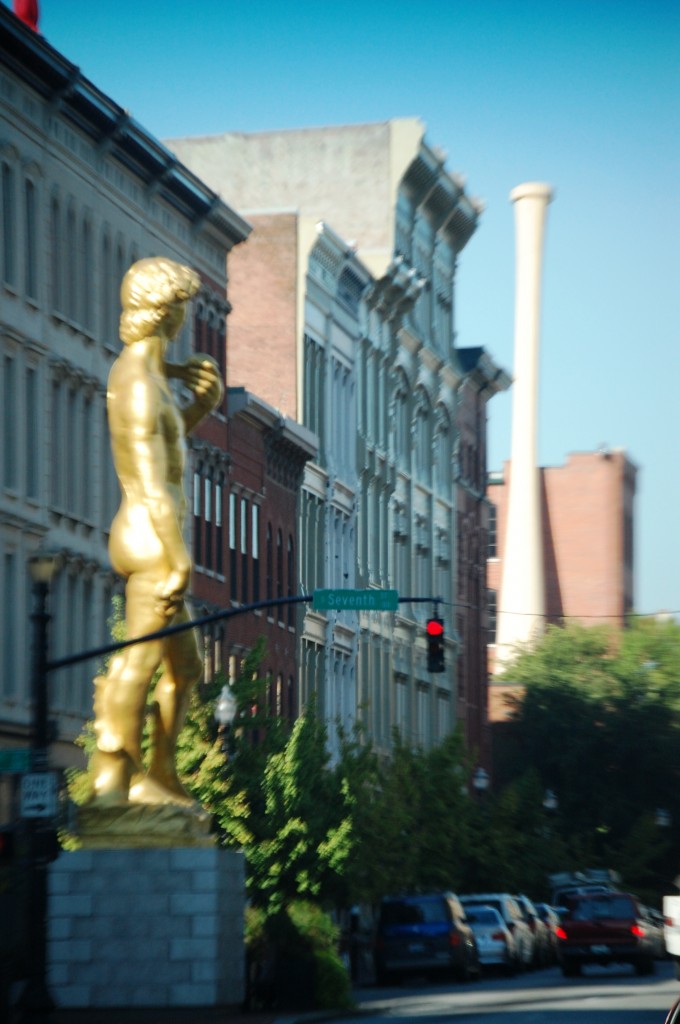 Giant David statue with Louisville Slugger bat in Background