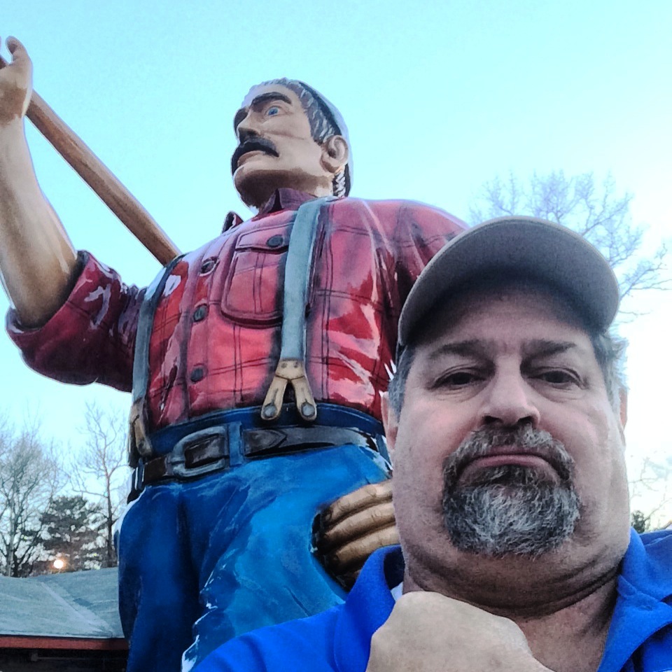 Paul Bunyan and Sumoflam in Minocqua, WI