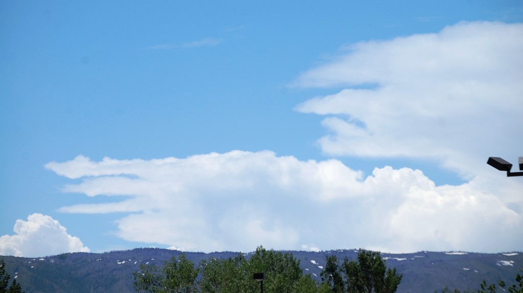 A giant cloud troll shows me the way to Douglas, WY
