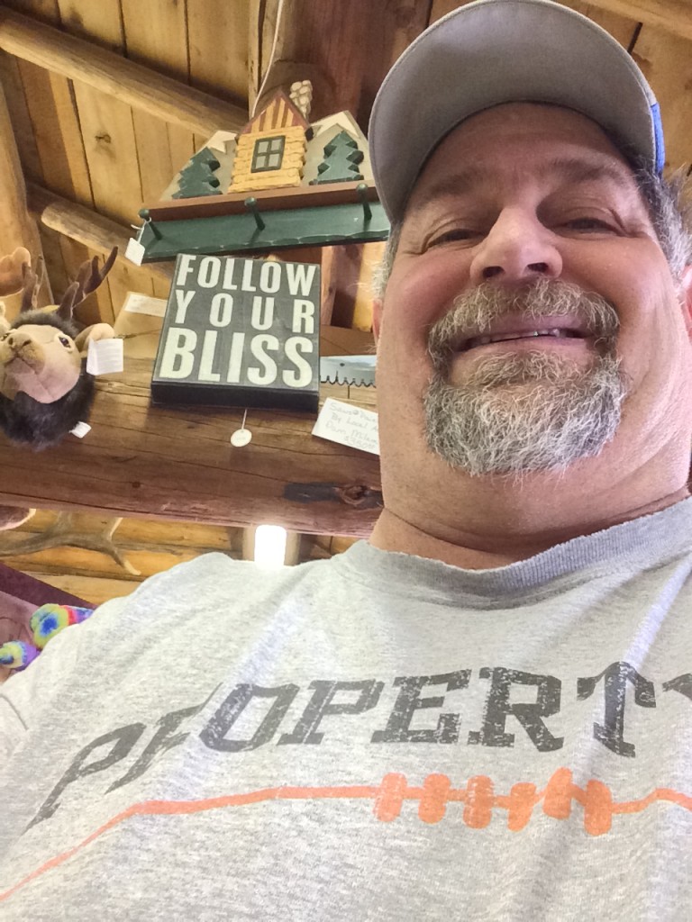 Found the sign "Follow Your Bliss" in the store and I was already with my bliss!