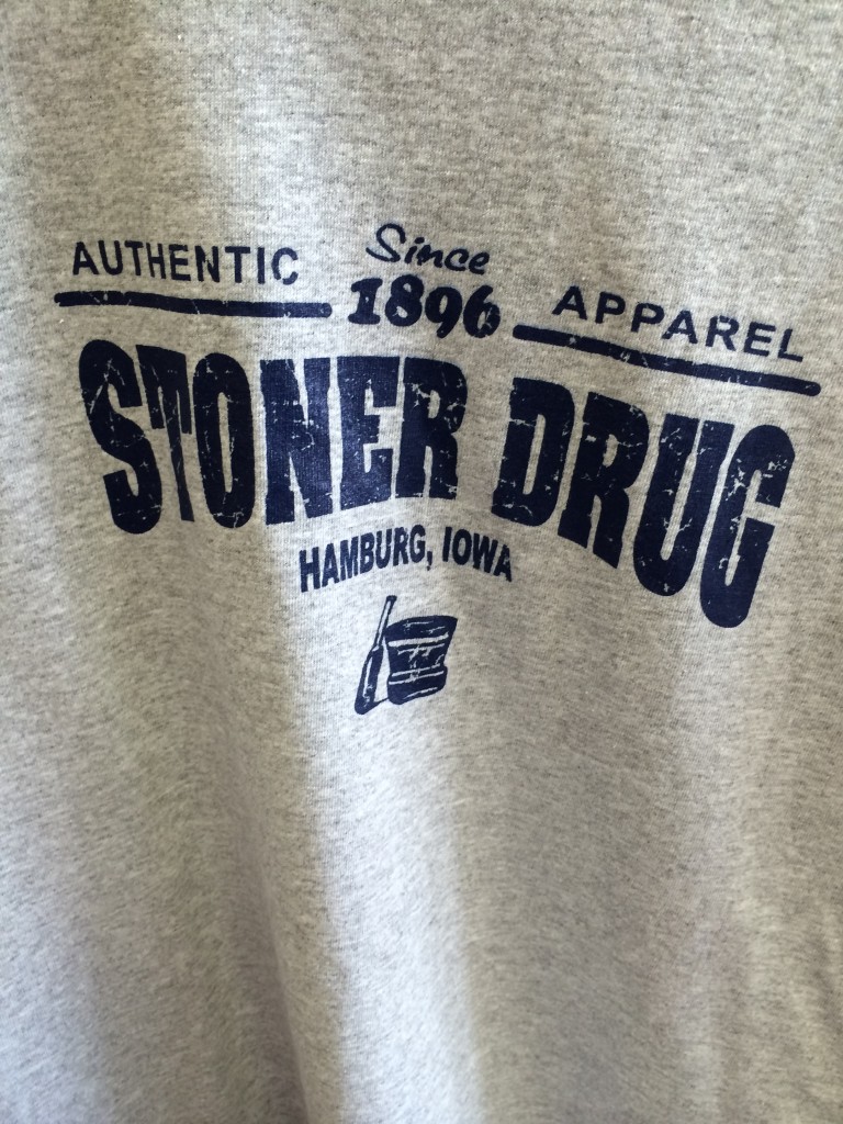 Stoner Drug even sells T-shirts and hats.  I almost got one, but I had used my "hat money" on a Carhenge hat the previous day