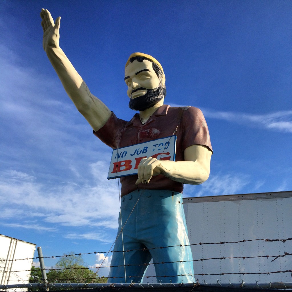 Paul Bunyan Muffler Man just off of the interstate in Wentzville, IL