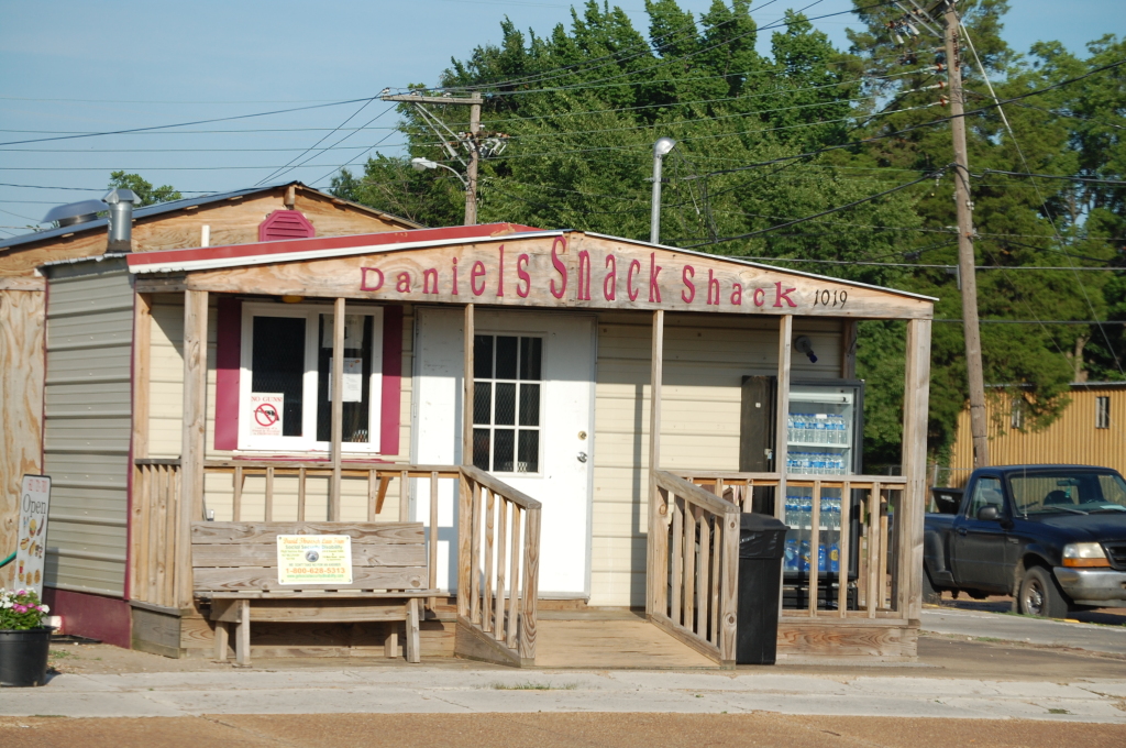 Daniel's Snack Shack, Shelby, MS