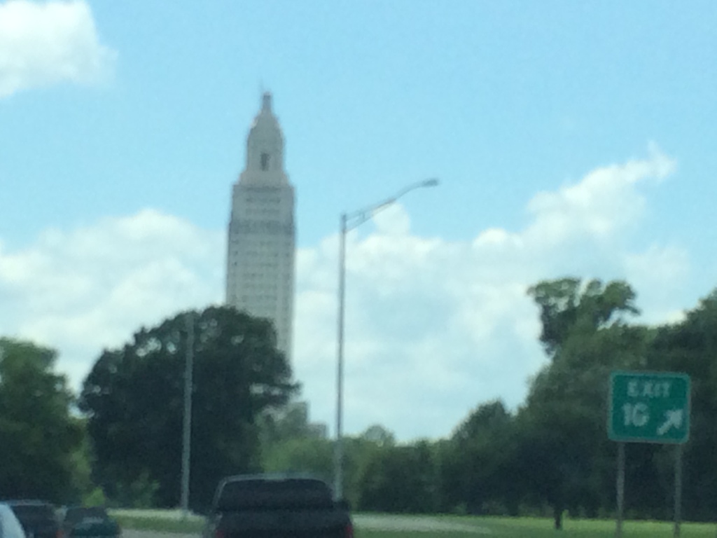 Louisiana State Capitol Building as seen from US Hwy 61