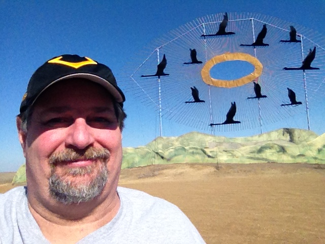 Sumoflam at the "Geese in Flight" Scrap Metal Sculpture, the world's largest