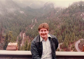 Sumoflam at the Oak Creek Canyon Overlook in 1982