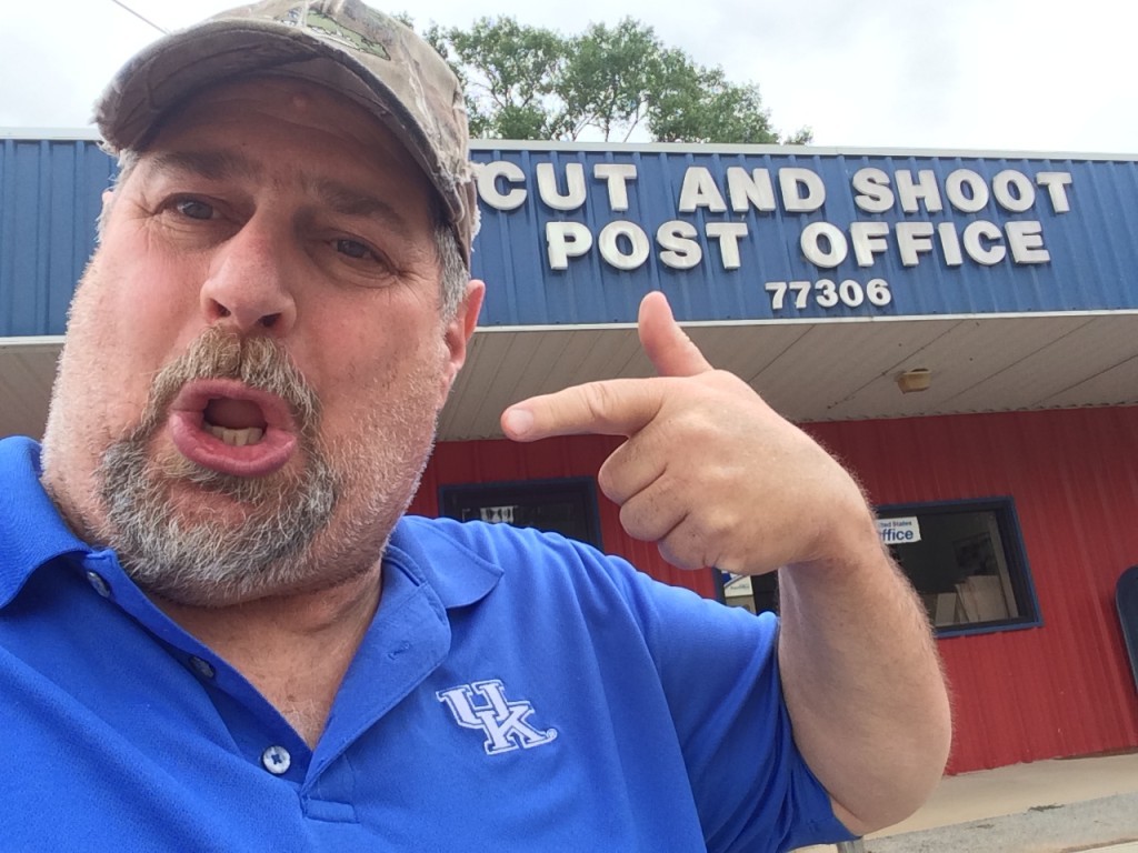 Cut and Shoot Post Office in Texas