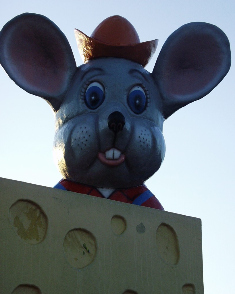 Cheesey Mouse looks over DeForest, WI