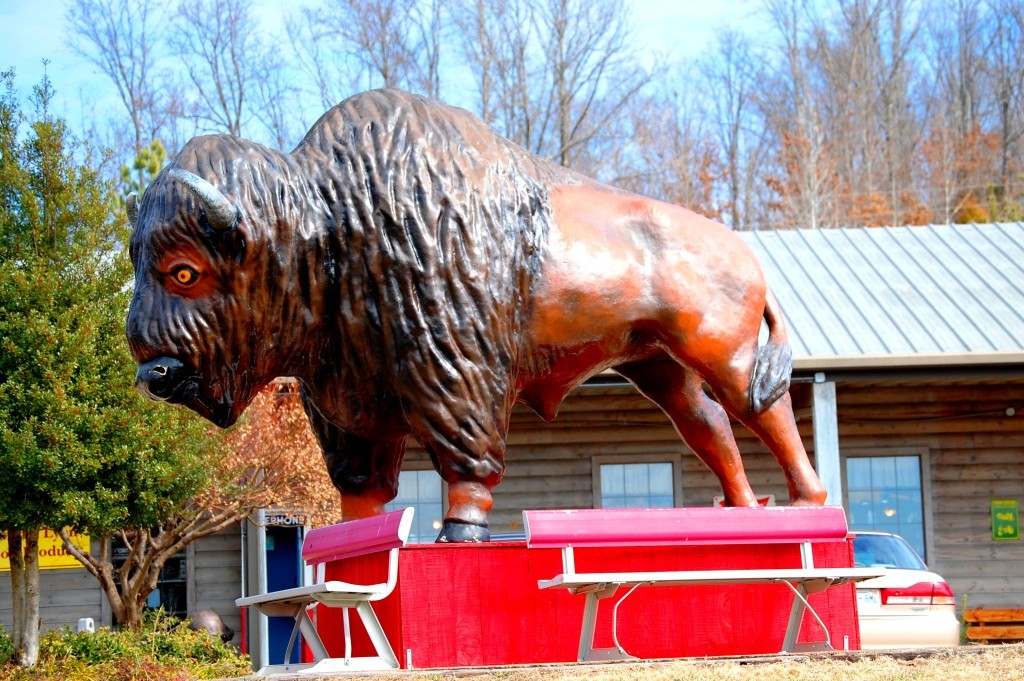 Bison statue outside of Loretta Lynn's Restaurant in Buffalo, Tennessee