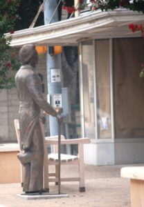 Statue of Three-Legeged Willie in Georgetown, TX