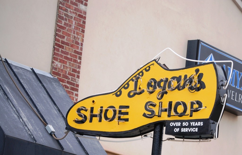 Logan's Shoe Shop Neon, Denton, TX