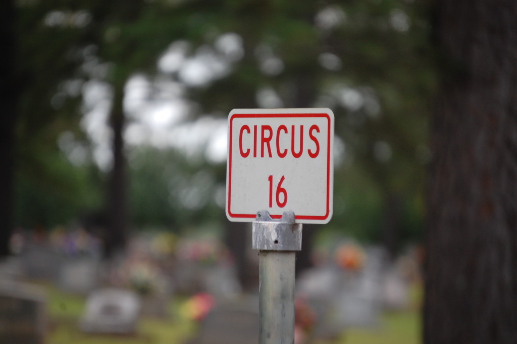 Circus sign in Mt. Olivet