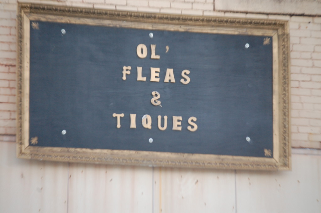 A fun sign in the town of Glenwood, AR