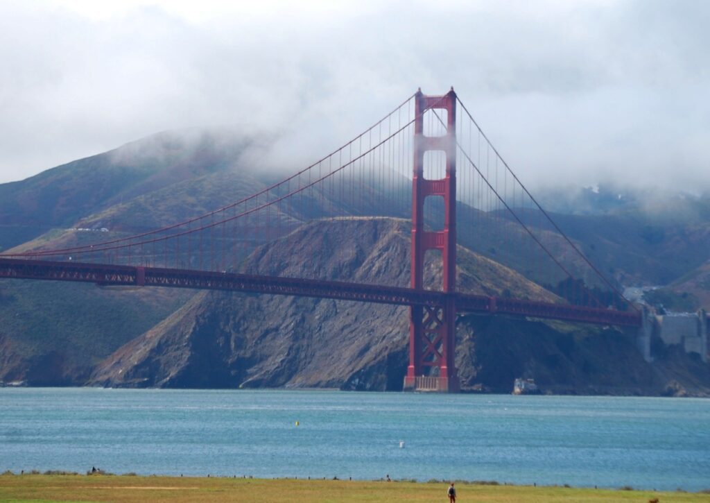 Golden Gate Bridge as seen from the approach from San Fraancisco