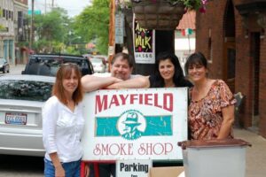 With three of my Laurienzo sisters at Nicole's Mayfield Smoke Shop