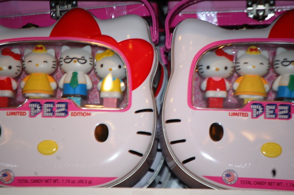 Hello Kitty Collector PEZ