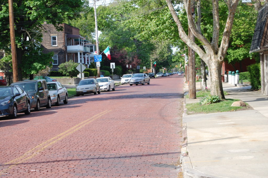 View of the T - where Murray Hill Rd and Mayfield Road meet -- as seen from TOLI