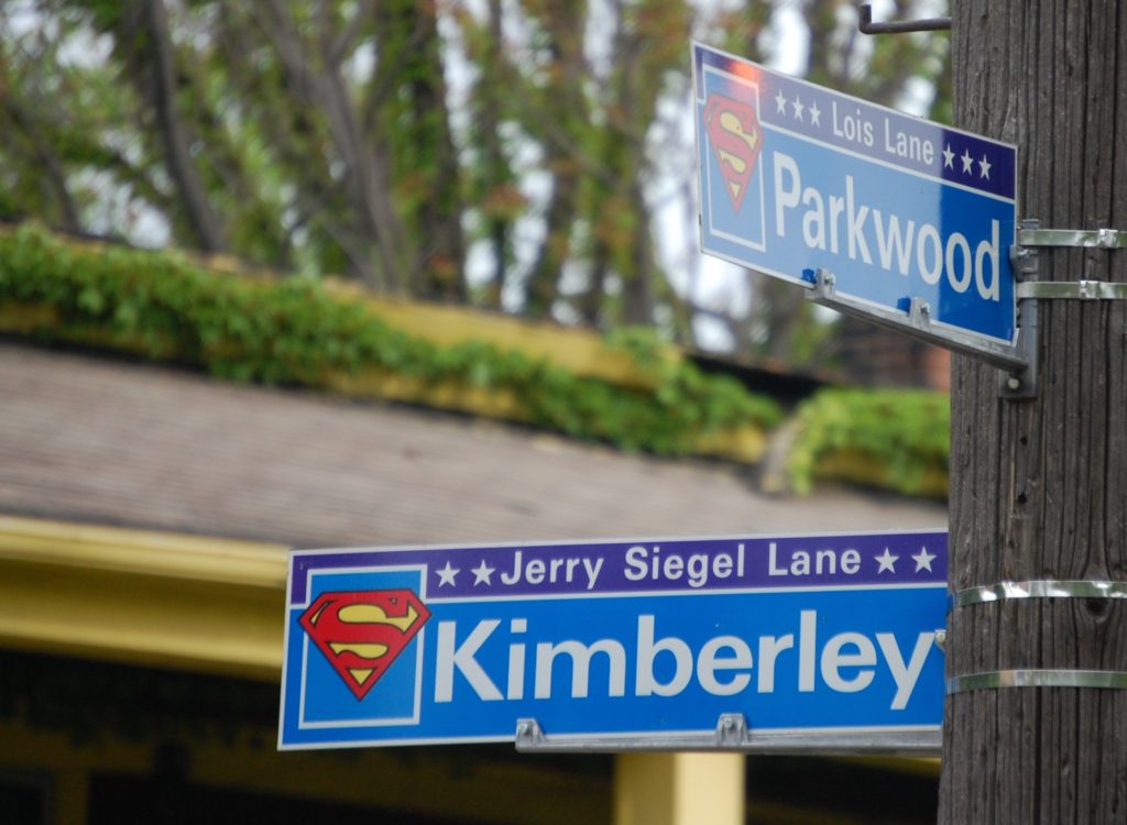 Superman Street signs at the corner of Kimberley and Parkwood in Cleveland - Jerry Siegel Lane and Lois Lane