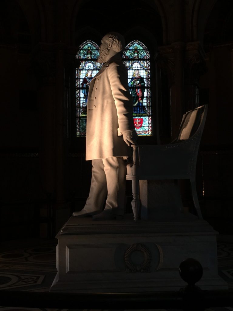 Garfield Statue inside Garfield Monument