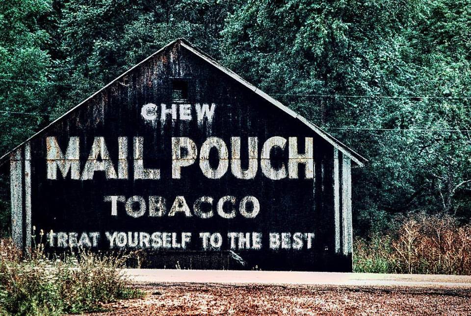 An old Mail Pouch barn in Brinkhaven, OH